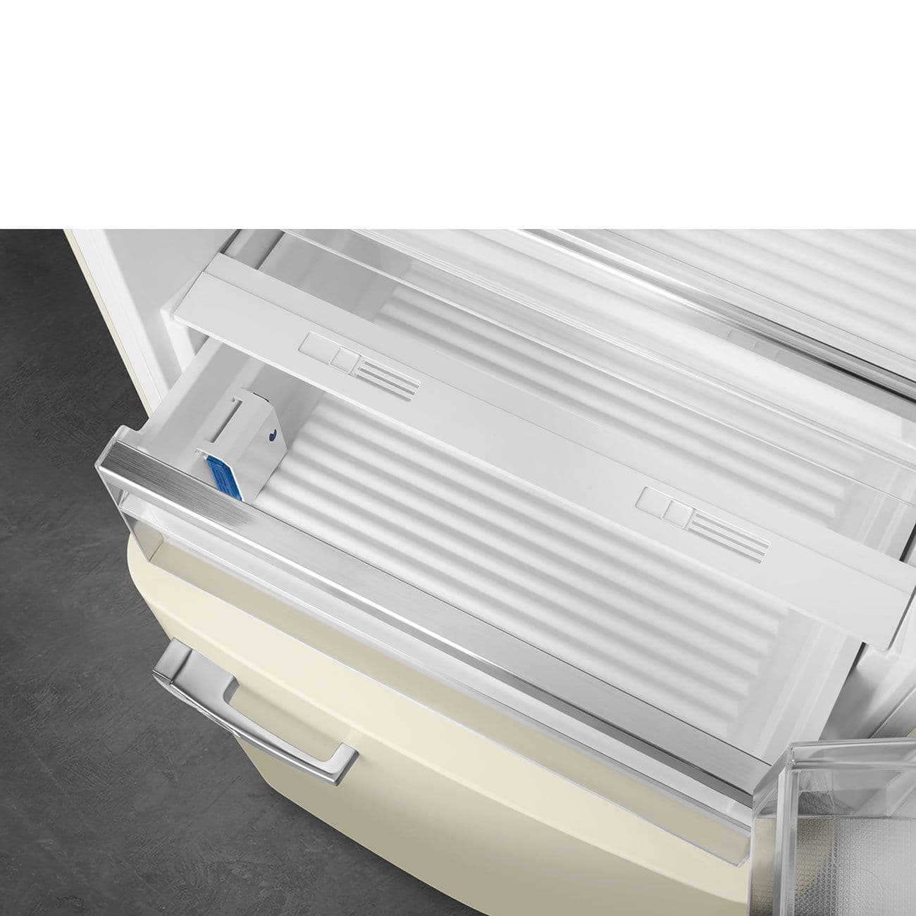 Standgerät Kühlschränke Kühl-/Gefrierkombination, Creme 50's Style Aesthetic - Thumbnail 7